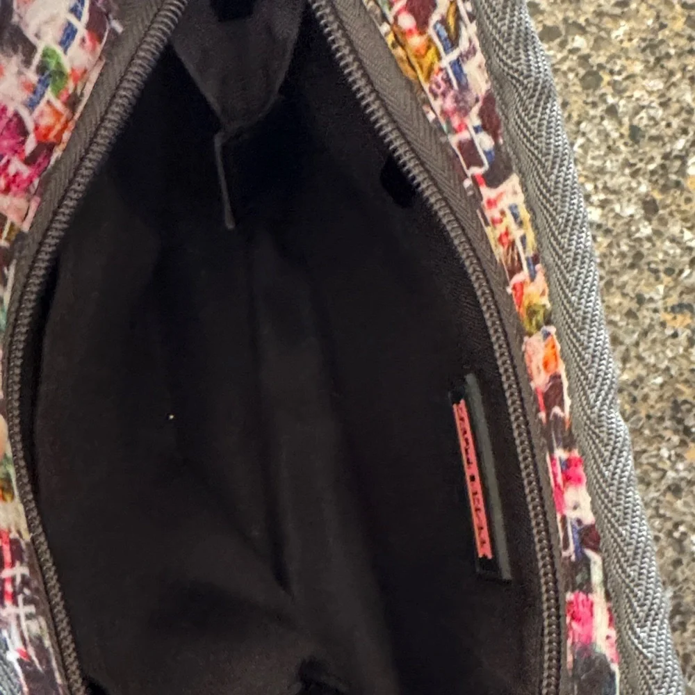 Like NEW Haute Shore Stylish Multicolor Print Women's Bag w/2 straps